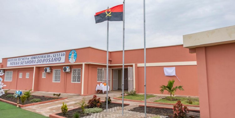 : Facebook Ministério dos Recursos Minerais, Petróleo e Gás Angola 