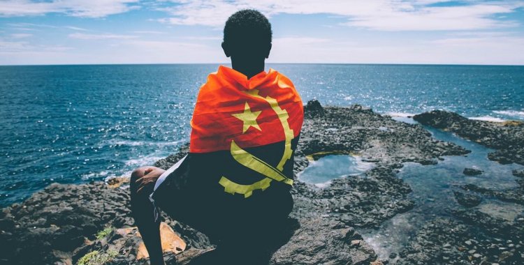 : @adyleao (Via: Facebook Views of Angola)