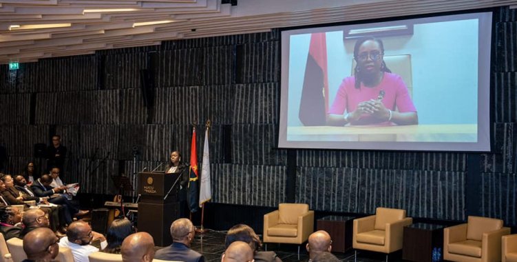 : Facebook Ministério das Finanças de Angola 