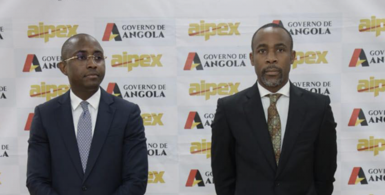 : Facebook Aipex Angola 