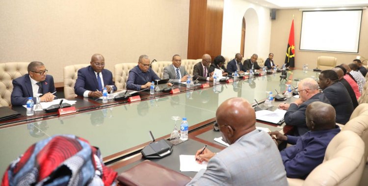 : Facebook Governo de Angola 