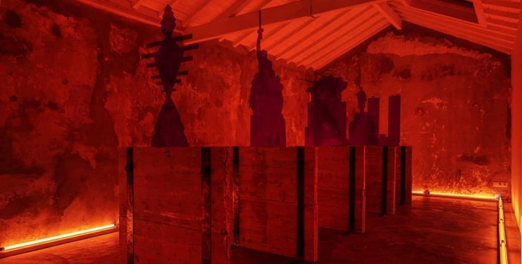 : “Red Light Square – history is a bitch project: Kinaxixi”, um projecto de Kia Henda sobre o Largo de Kinaxixi, em Luanda