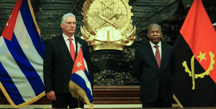 : Presidente de Cuba, Miguel Díaz-Canel Bermúdez, e João Lourenço, Presidente da República (Foto: LUSA - Ampe Rogério)