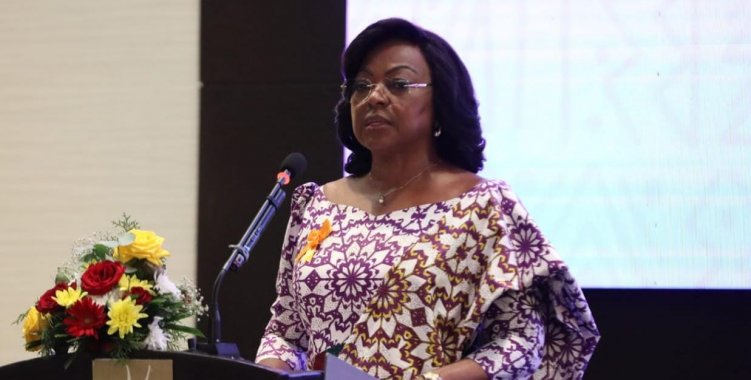 : Santos Pedro/Edições Novembro (Via: Jornal de Angola)