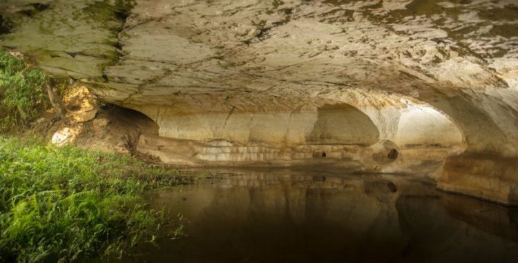 Cavernas do Zau Evua - Ver Angola - Diariamente, o melhor de Angola