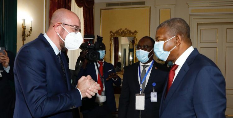 : Presidente do Conselho Europeu, Charles Michel, com o Presidente da República, João Lourenço