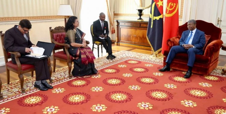 : Facebook da Presidência da República - Angola
