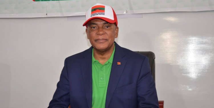 : Facebook Adalberto Costa Júnior 