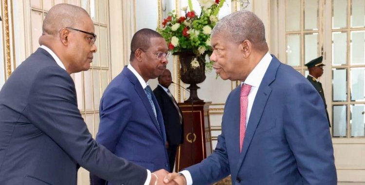 : Facebook Presidência da República - Angola 