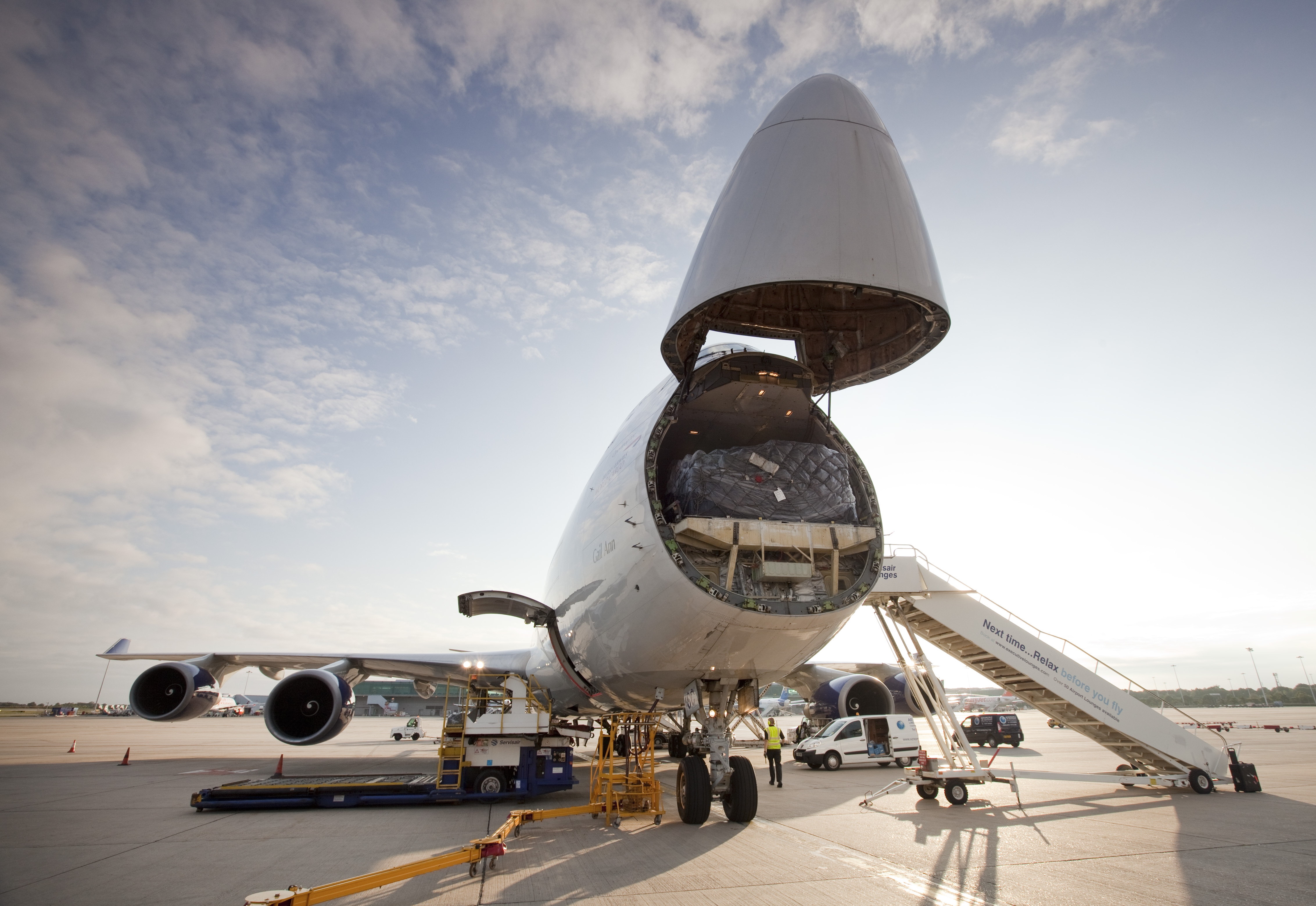 Cargo plane. Карго самолет. Карго авиаперевозки. Грузовой самолет Cargo. Воздушный транспорт.