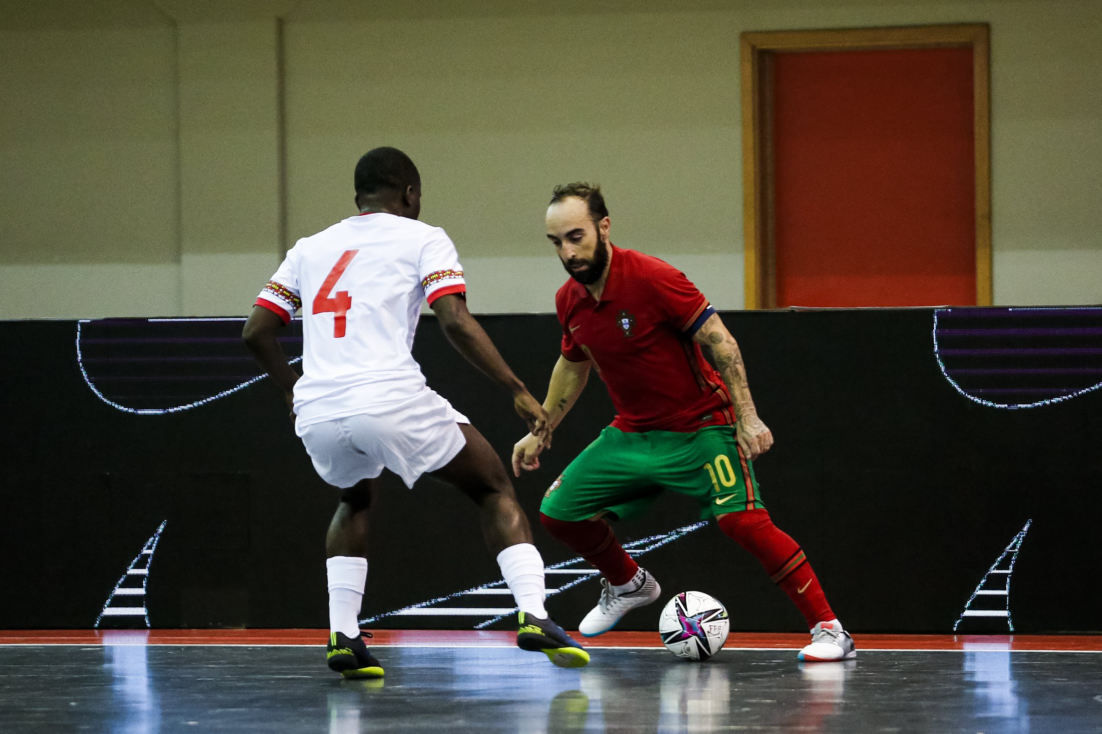 Futsal: Portugal e Brasil seguem para os oitavos, Angola fica pelo caminho  no Mundial