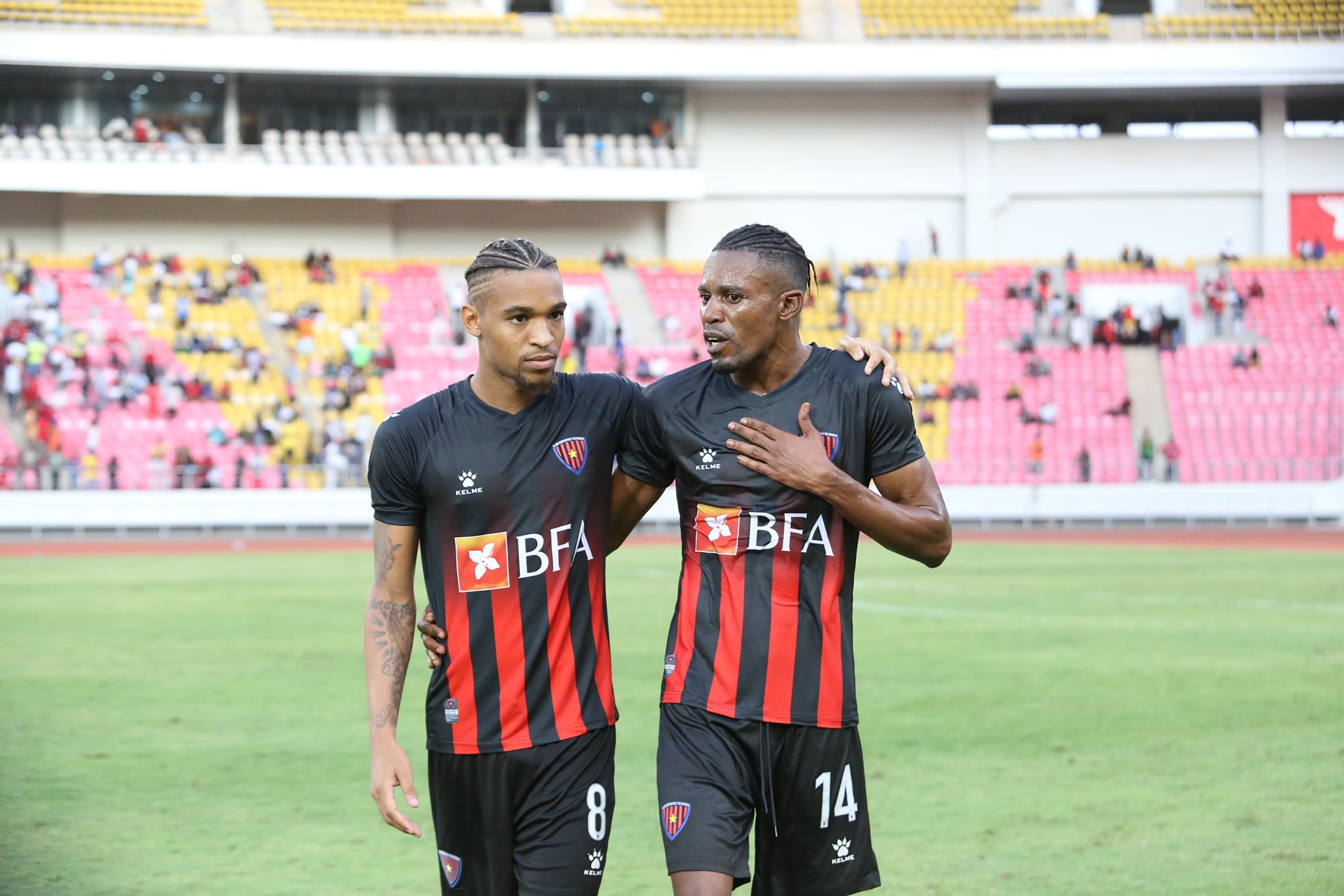 Paulo Magueijo, - Clube Desportivo 1º de Agosto