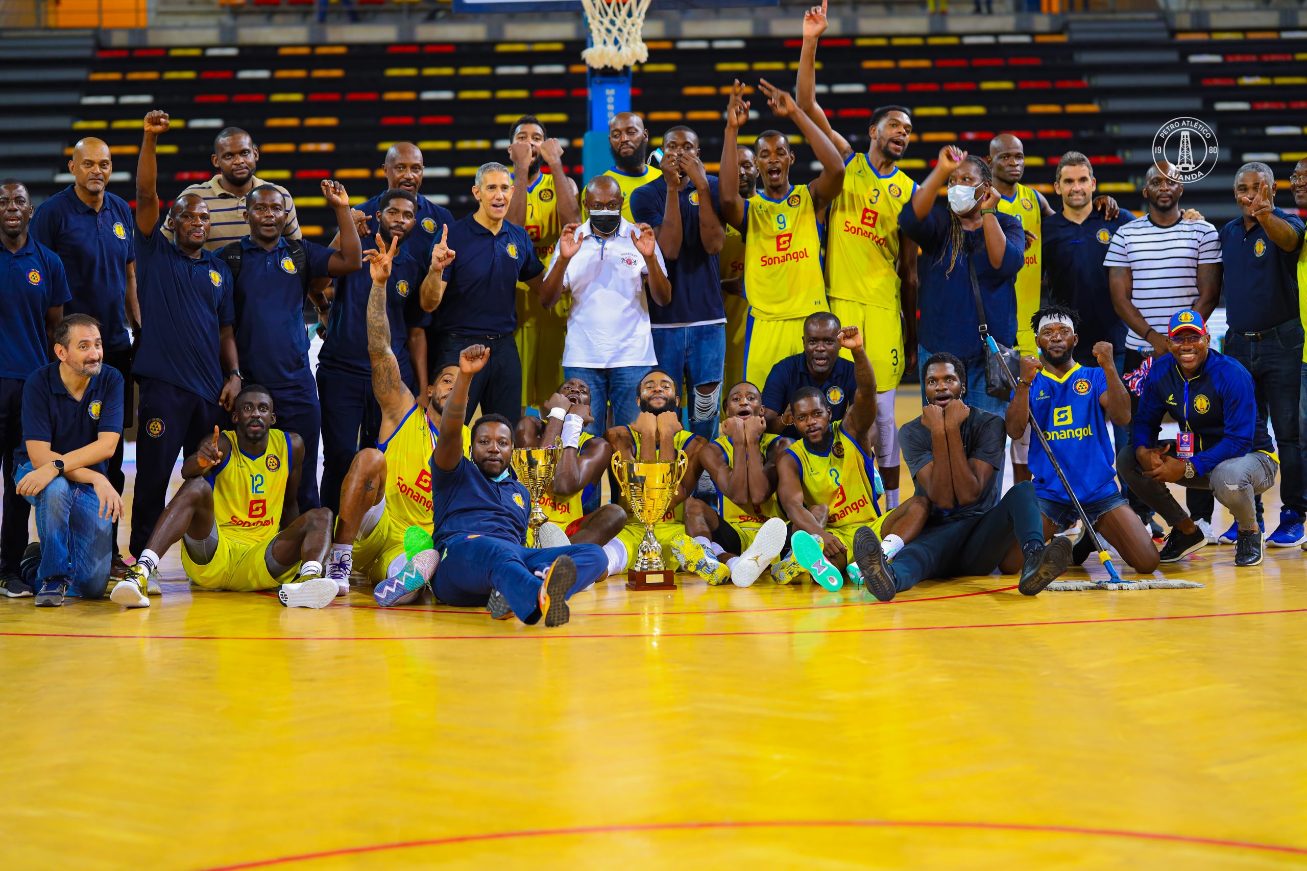 Clube Desportivo 1º de Agosto - Basquetebol D´Agosto vence Petro