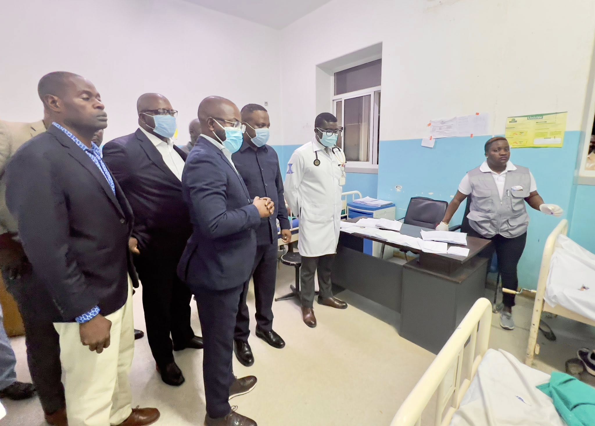 Governor of Huambo regrets tragic accident and visits victims in hospital